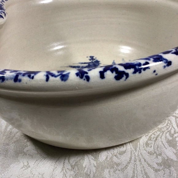 Vintage P. R. Storie Pottery Co. Hand Painted Heart Shaped Bowl - Signed - Picture 12 of 12